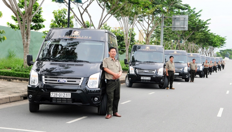 Chọn đơn vị thuê xe Limousine Ninh Bình uy tín để an tâm hơn về chất lượng dịch vụ