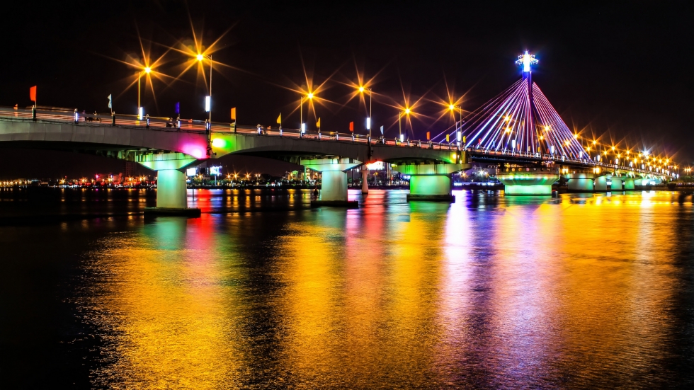 Đi chơi Noel ở cầu quay Sông Hàn