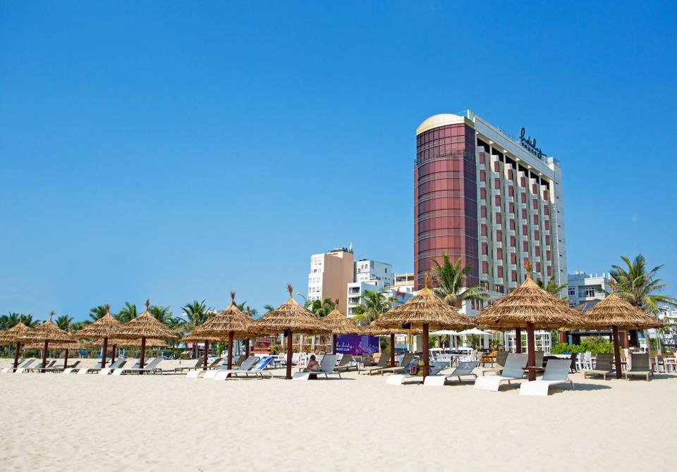Khách sạn Holiday Beach Đà Nẵng